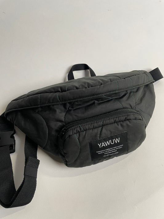 Olive quilted organic cotton bumbag