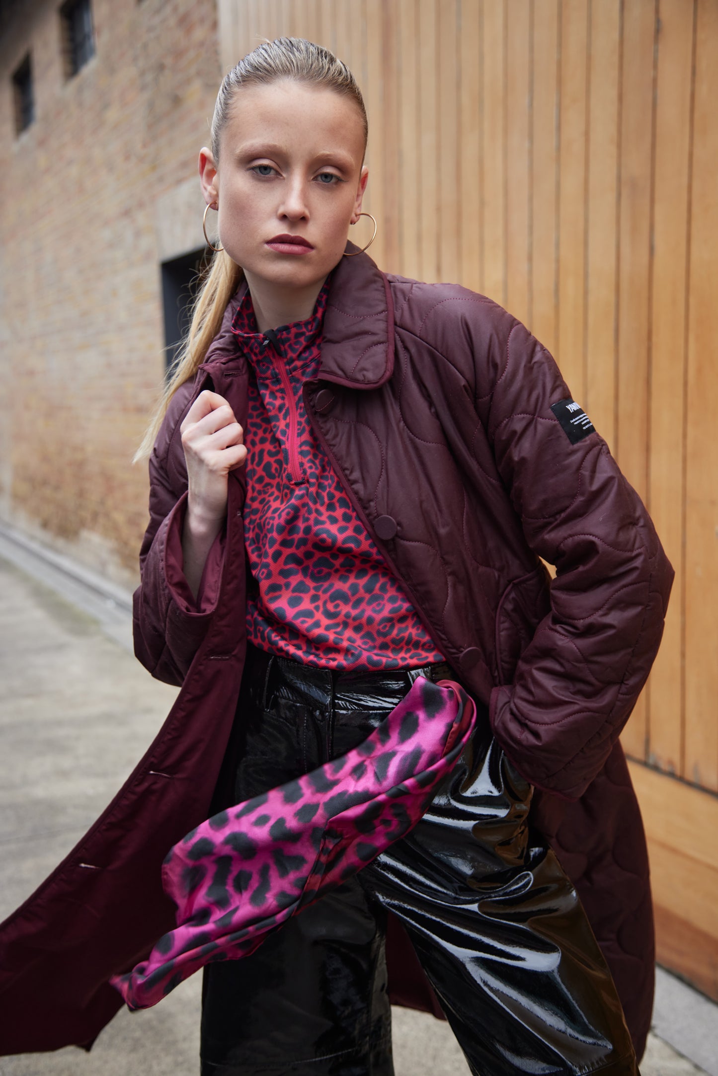 Short burgundy scarf - 100% Recycled Silk