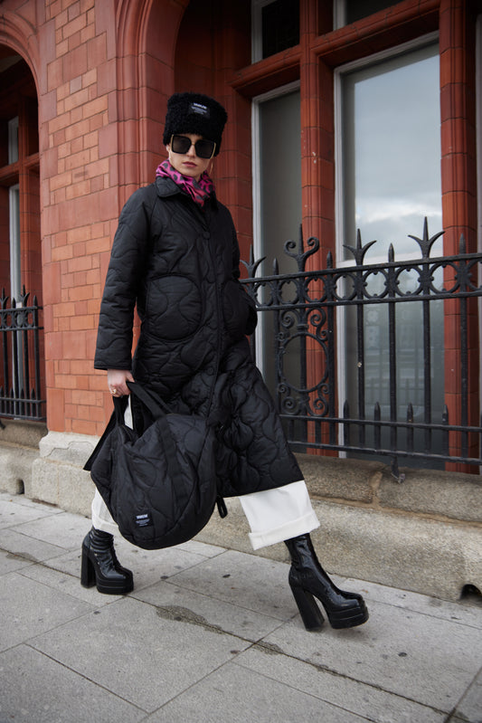 Black Large Quilted Bag - With a Wool filling